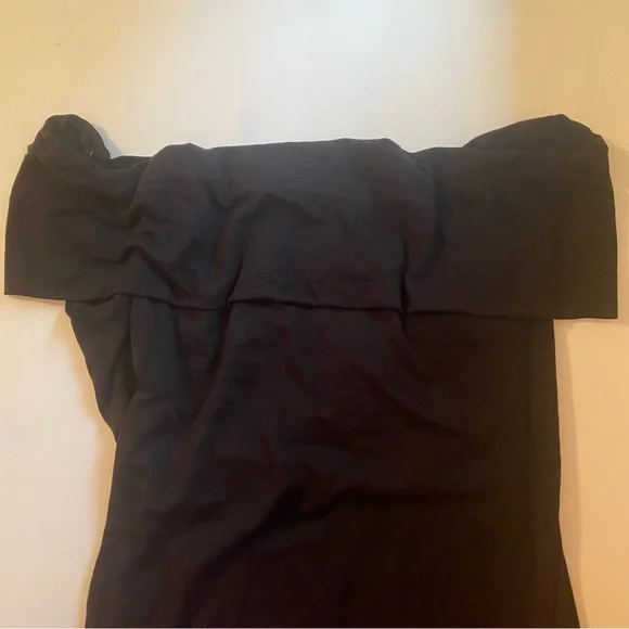 Francescas off the shoulder dress - Picture 3 of 4